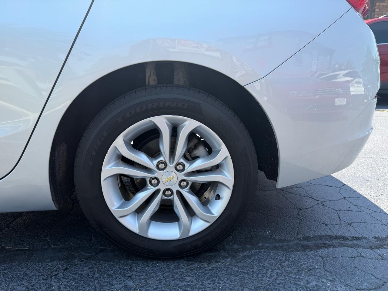 Chevrolet Cruze 4dr Sdn LT 2019