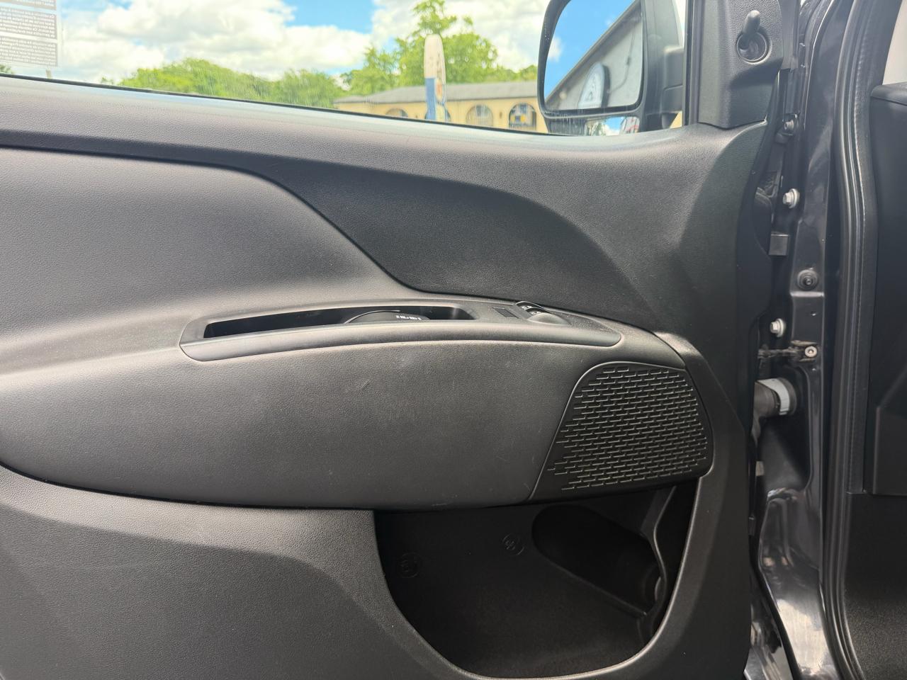 RAM ProMaster City Cargo Van 122" WB Tradesman 2016