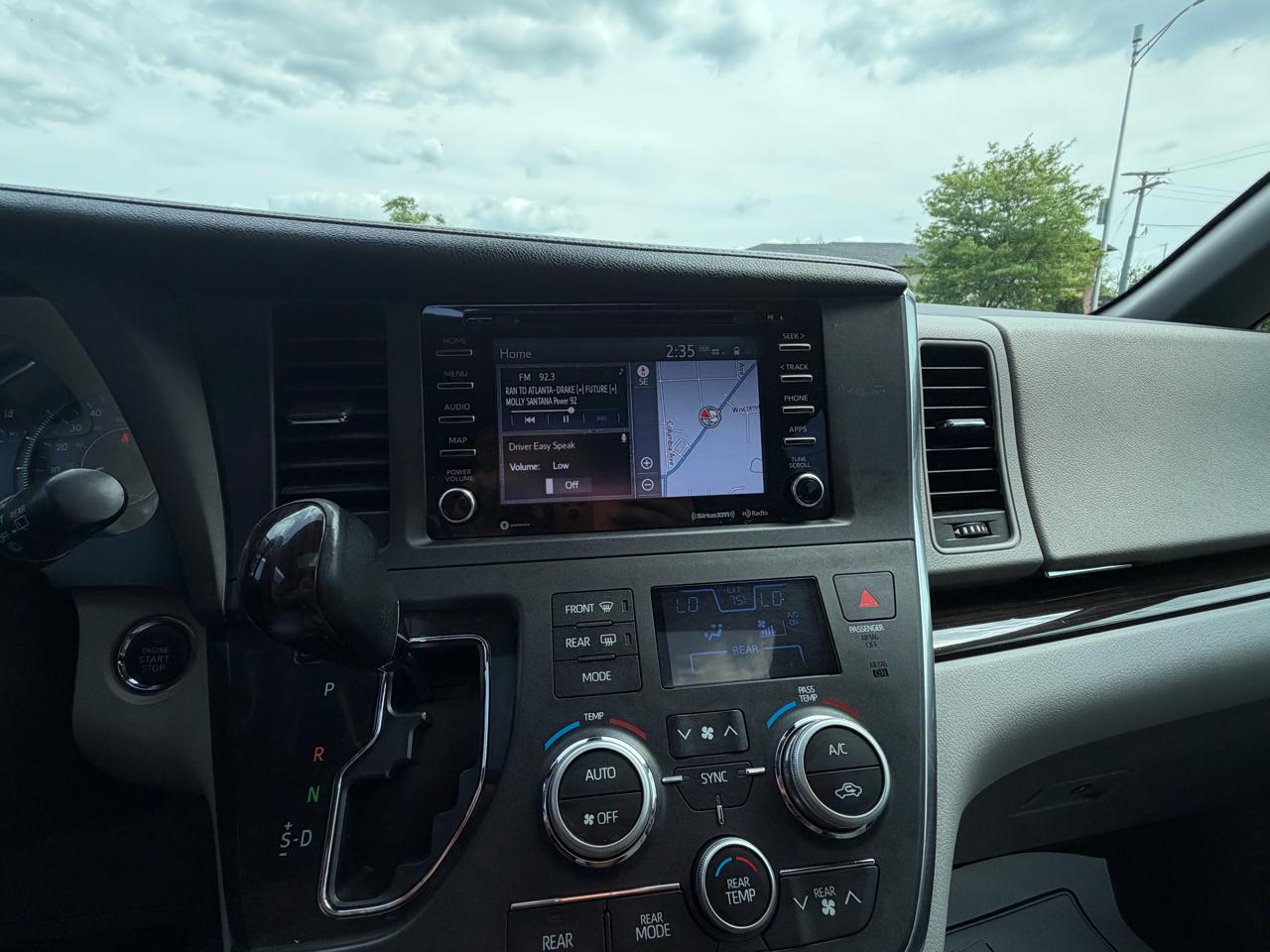 Toyota Sienna XLE Auto Access Seat FWD 7-Passenger (Natl) 2019