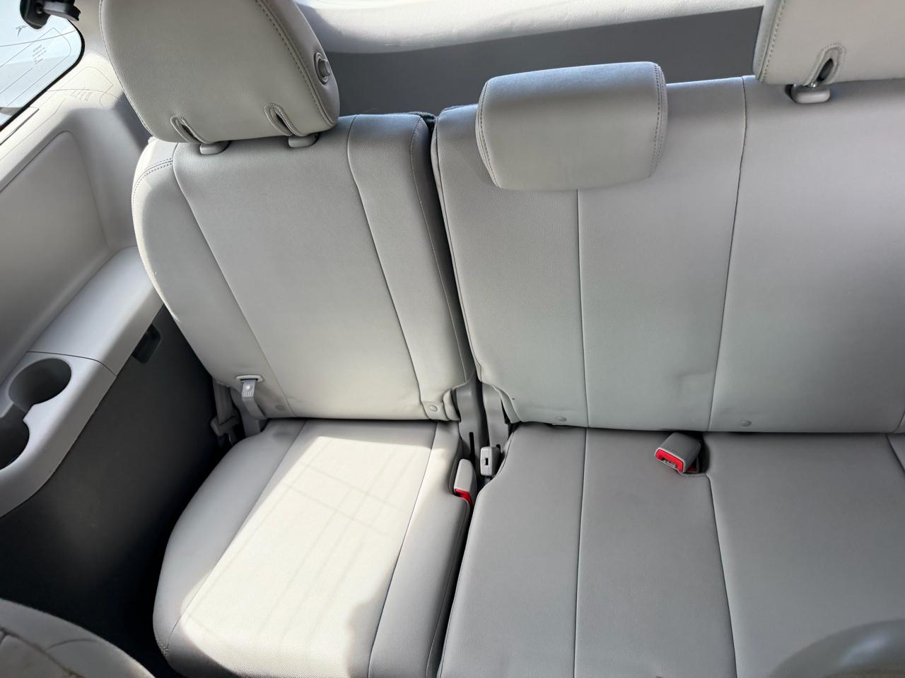 Toyota Sienna XLE Auto Access Seat FWD 7-Passenger (Natl) 2019