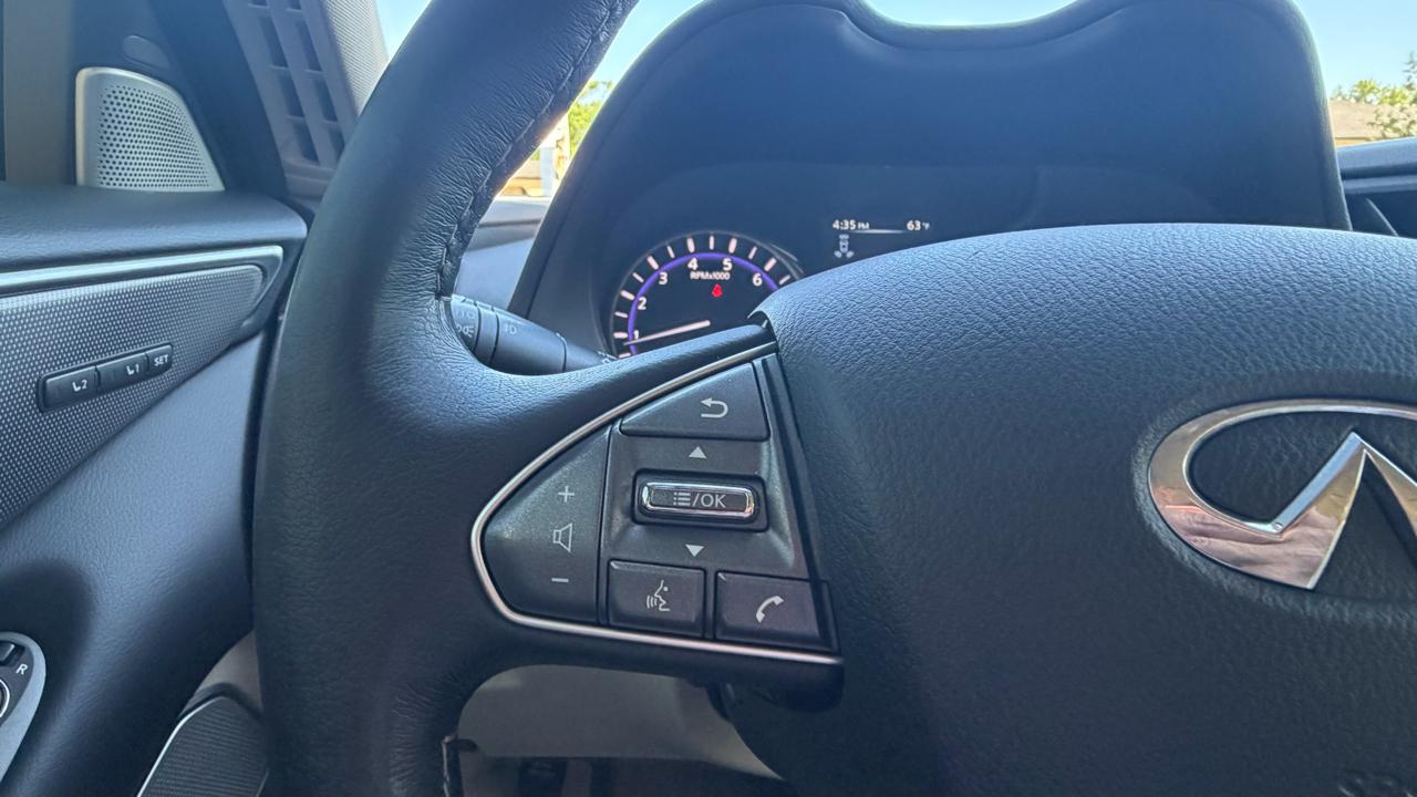 Infiniti Q50 3.0t Premium AWD 2017