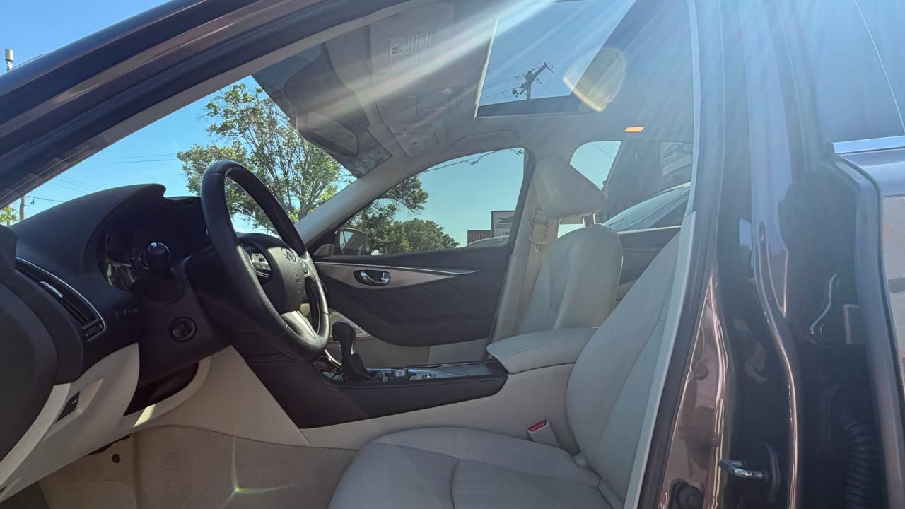 Infiniti Q50 3.0t Premium AWD 2017