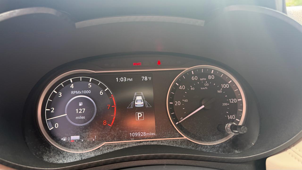 Nissan Versa SV CVT 2020