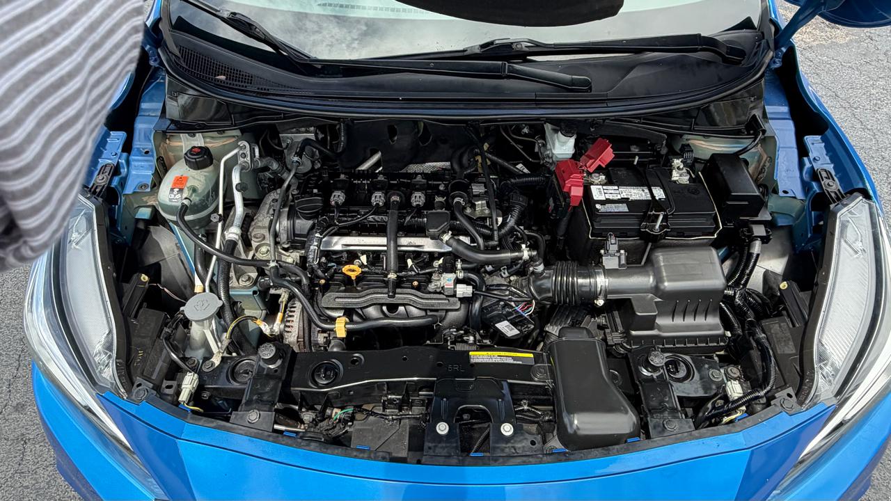 Nissan Versa SV CVT 2020
