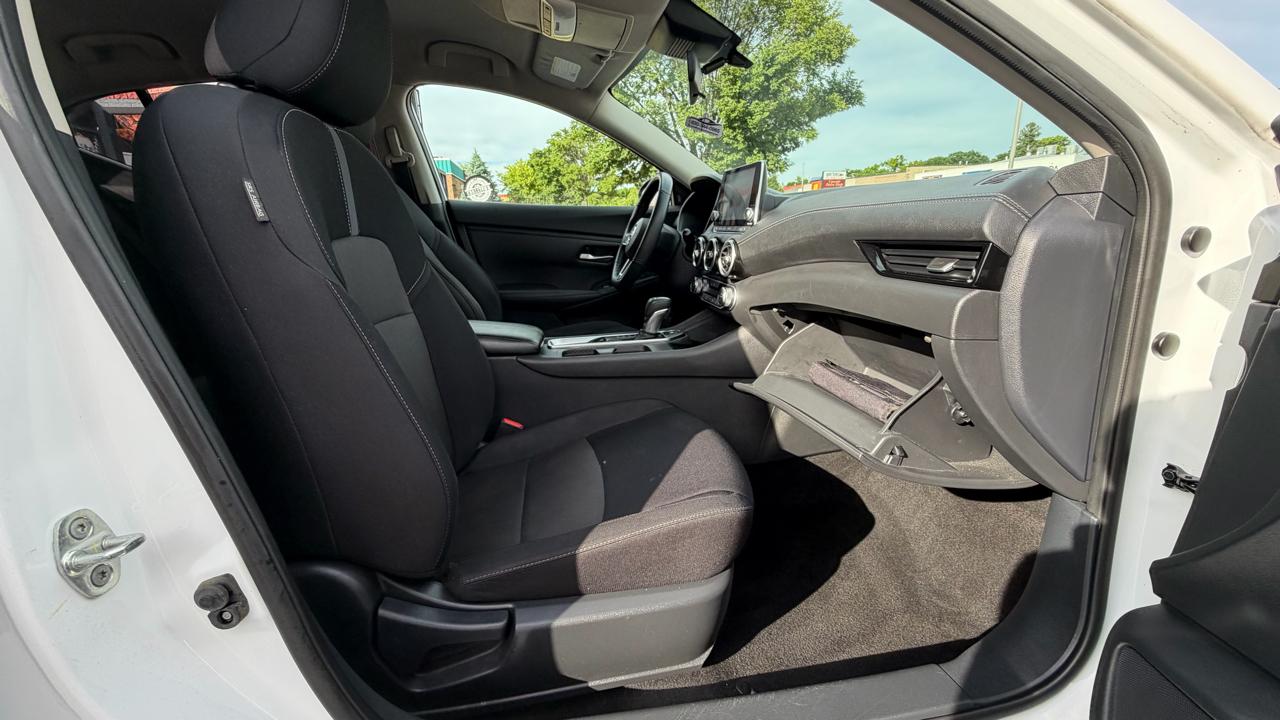 Nissan Sentra SV CVT 2022