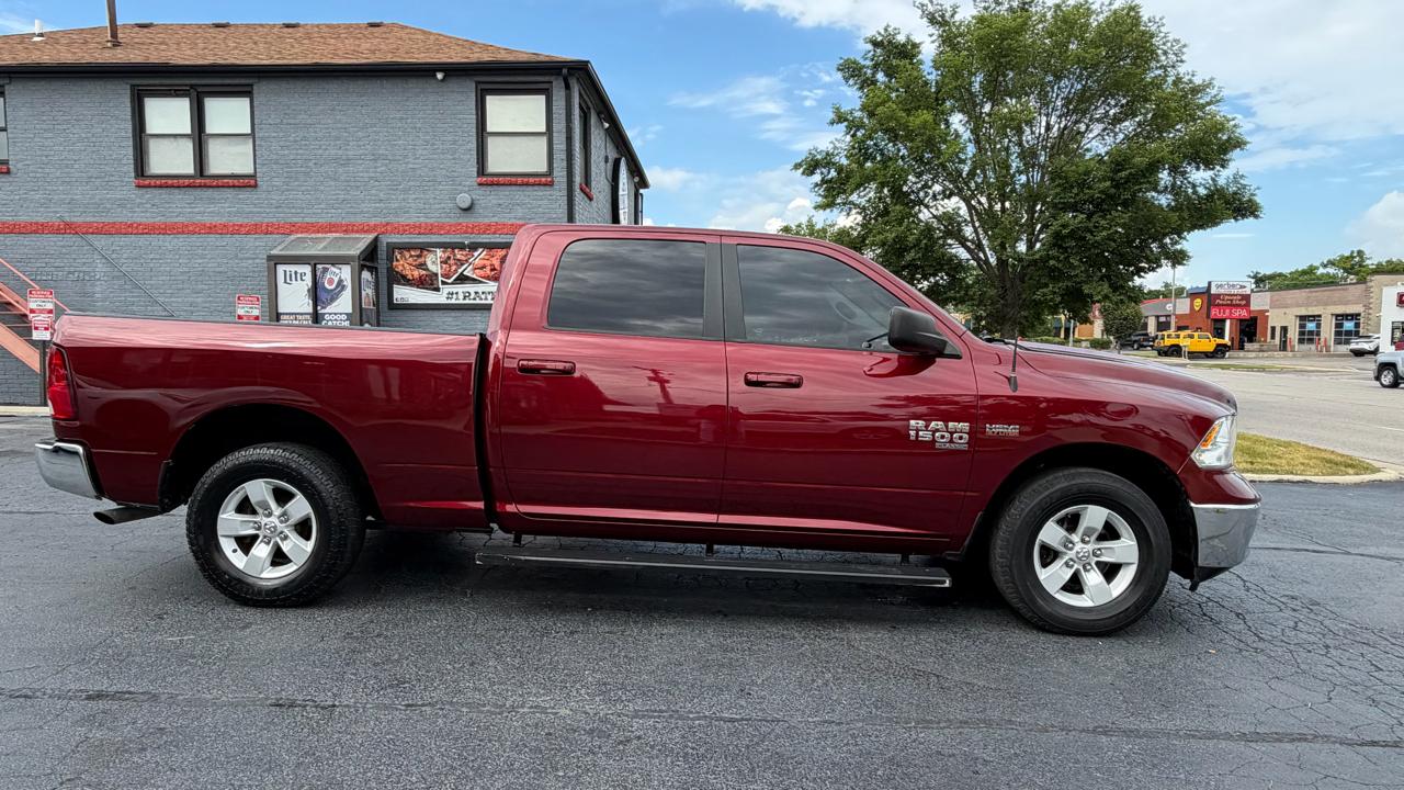 RAM 1500 Classic SLT 4x2 Crew Cab 6'4" Box 2020