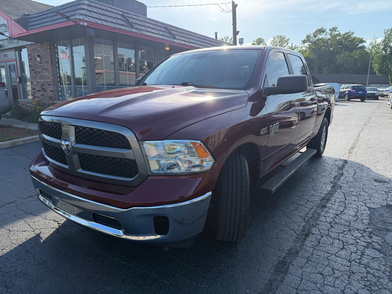 RAM 1500 Classic SLT 4x2 Crew Cab 6'4" Box 2020