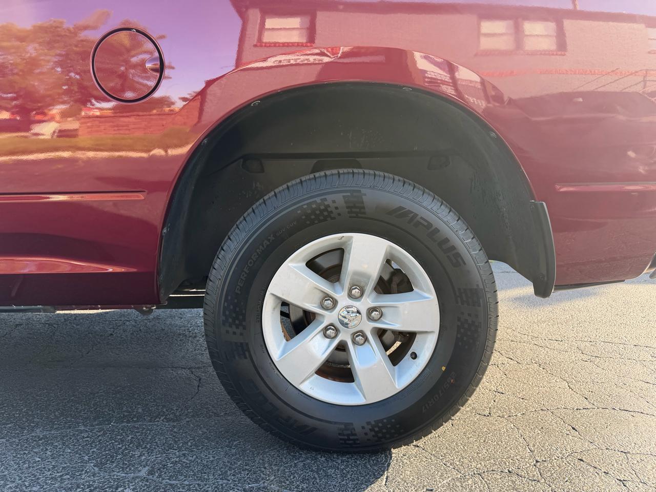 RAM 1500 Classic SLT 4x2 Crew Cab 6'4" Box 2020