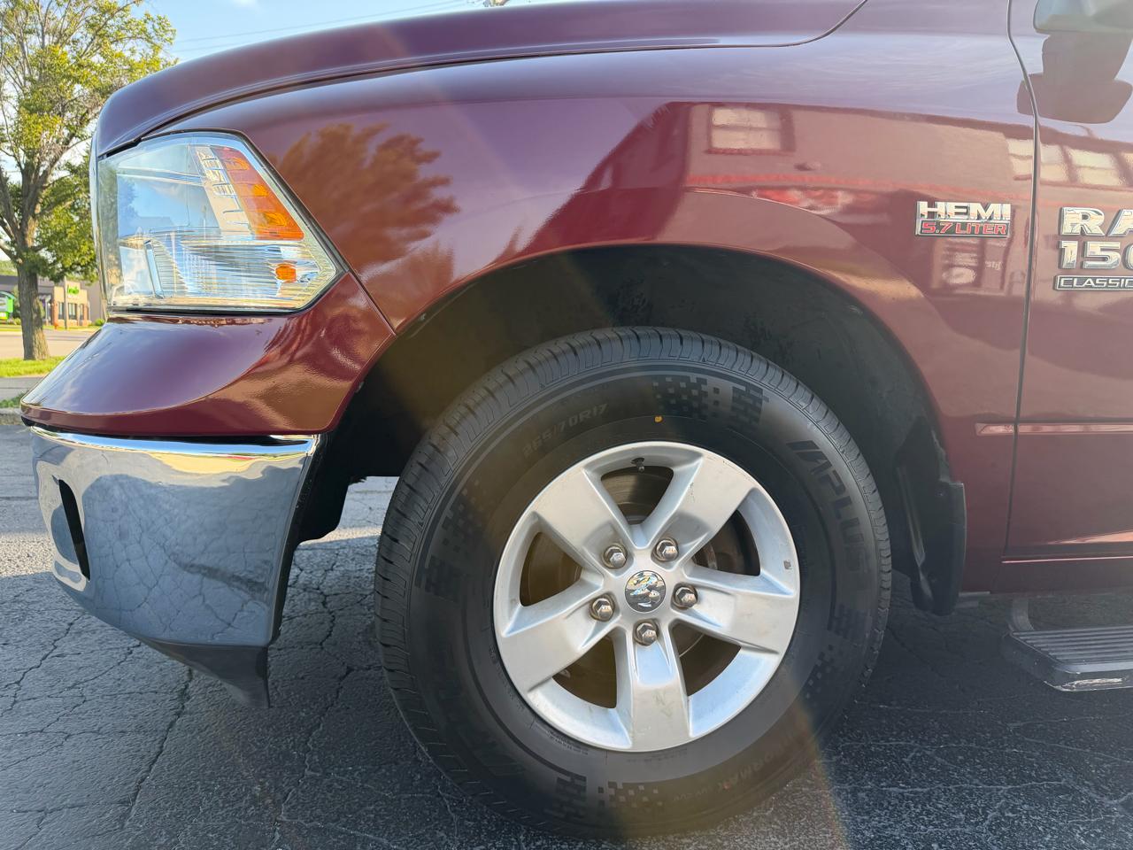 RAM 1500 Classic SLT 4x2 Crew Cab 6'4" Box 2020