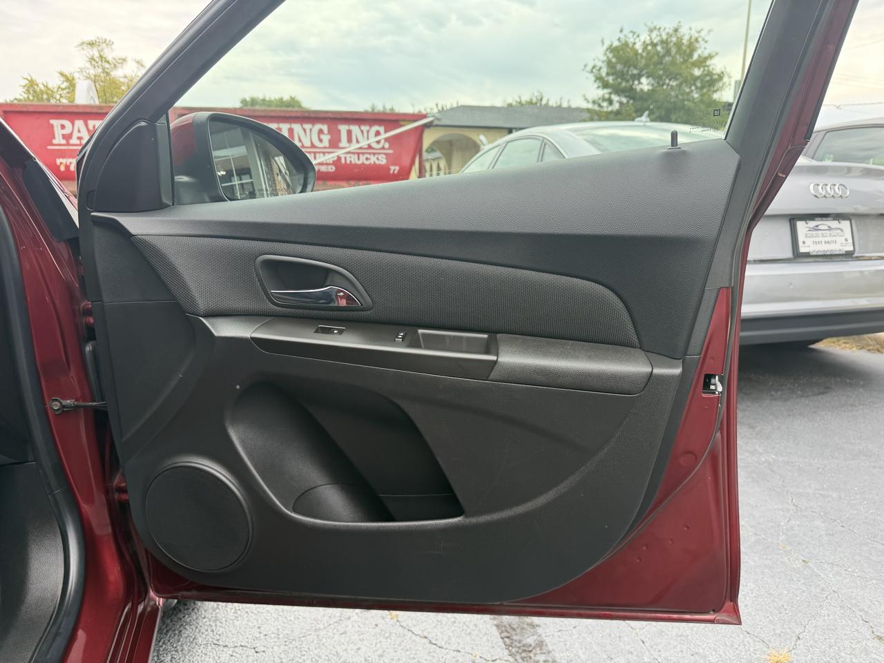 Chevrolet Cruze photo 12