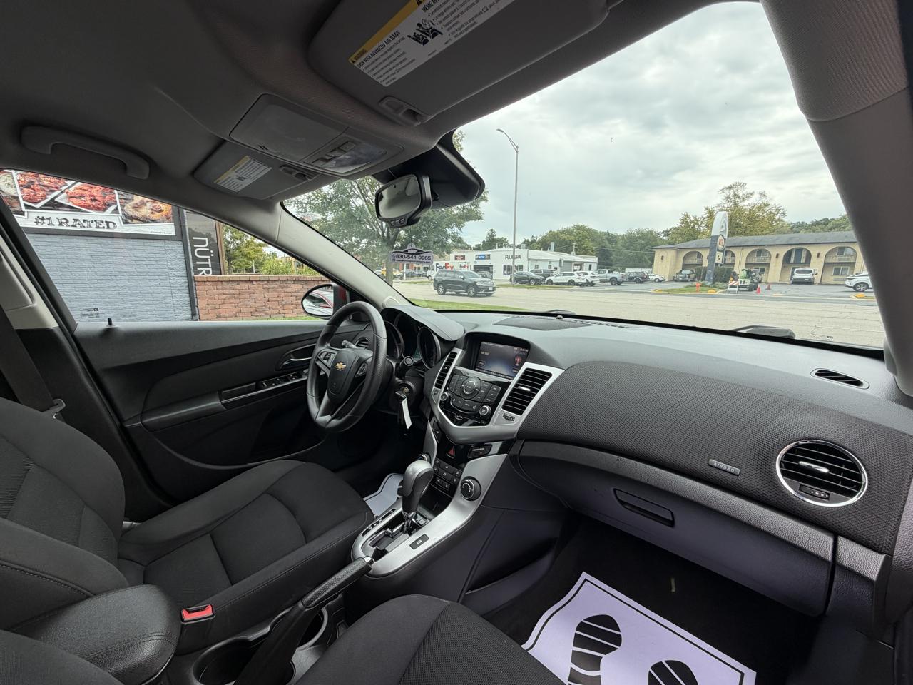 Chevrolet Cruze photo 14