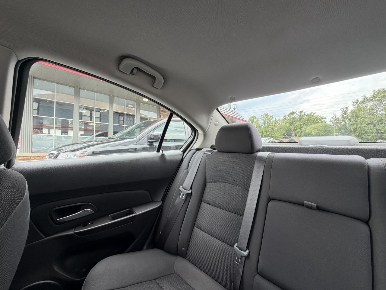 Chevrolet Cruze photo 19