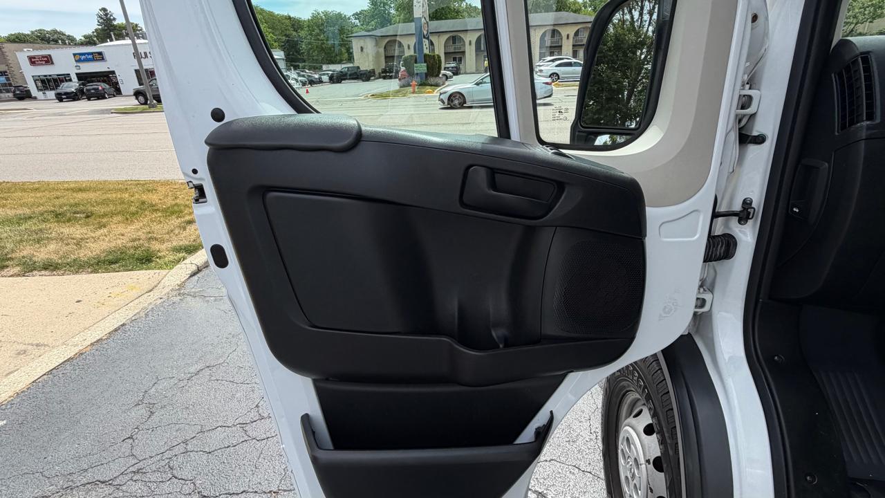 RAM ProMaster Cargo Van 2500 High Roof 136" WB 2016