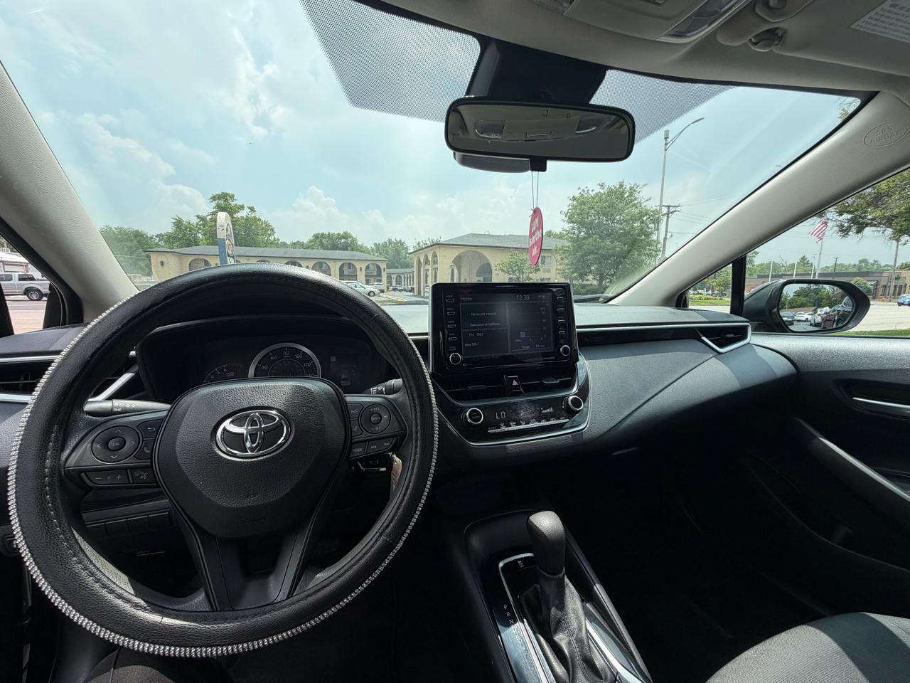 Toyota Corolla LE CVT (Natl) 2021