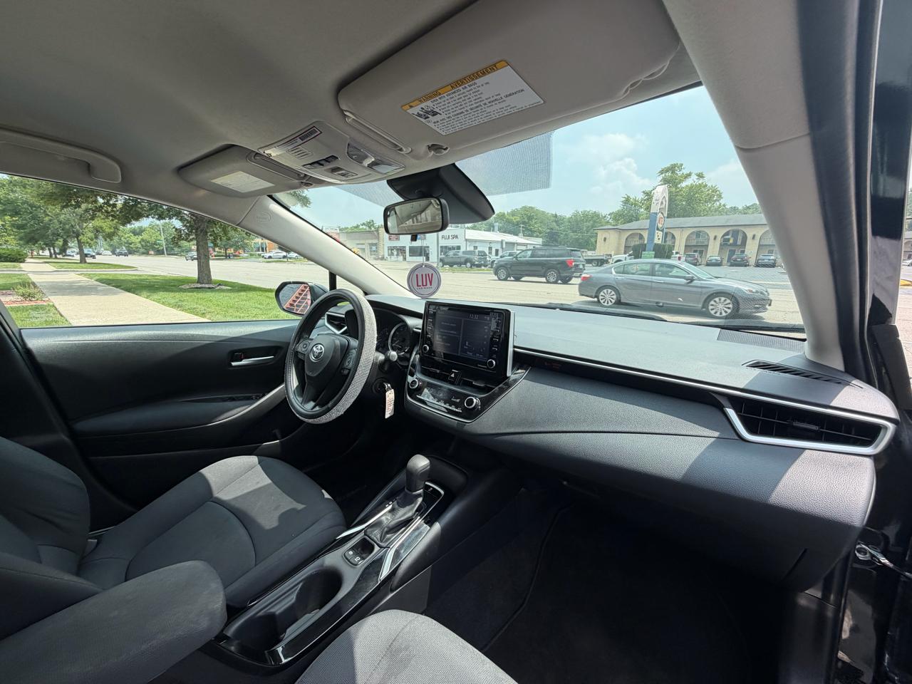Toyota Corolla LE CVT (Natl) 2021