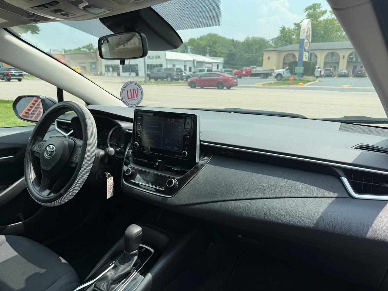 Toyota Corolla LE CVT (Natl) 2021