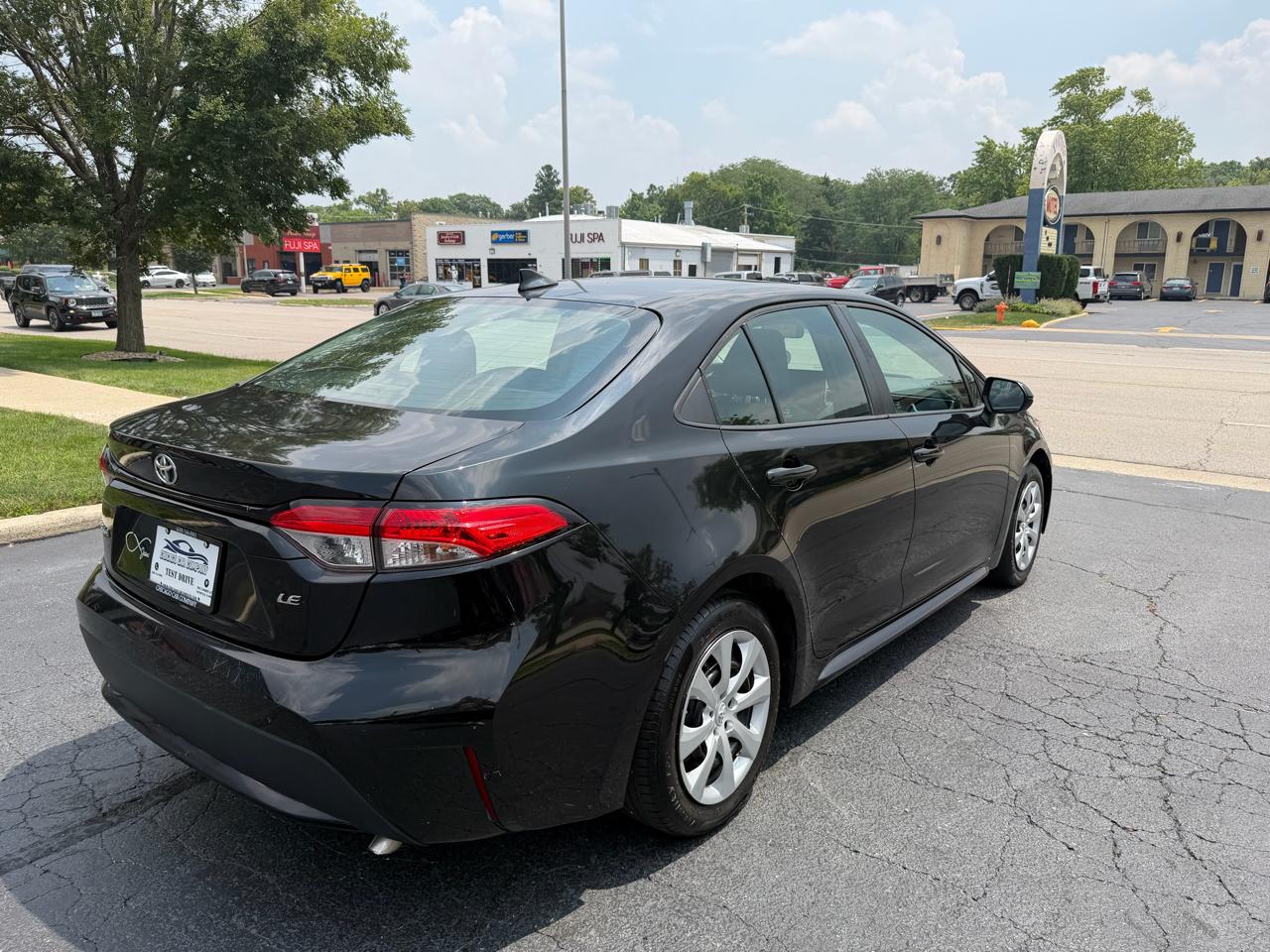 Toyota Corolla LE CVT (Natl) 2021
