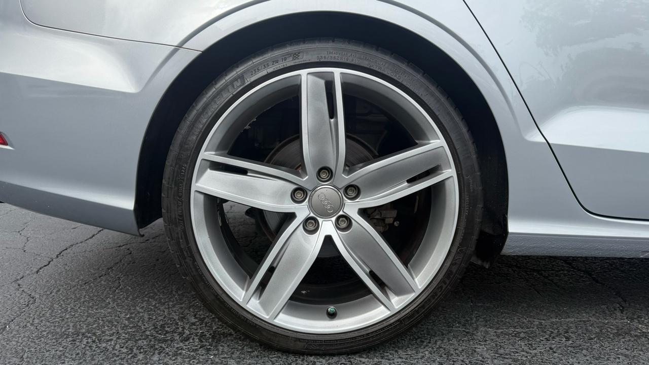 Audi A3 4dr Sdn quattro 2.0T Premium Plus 2015