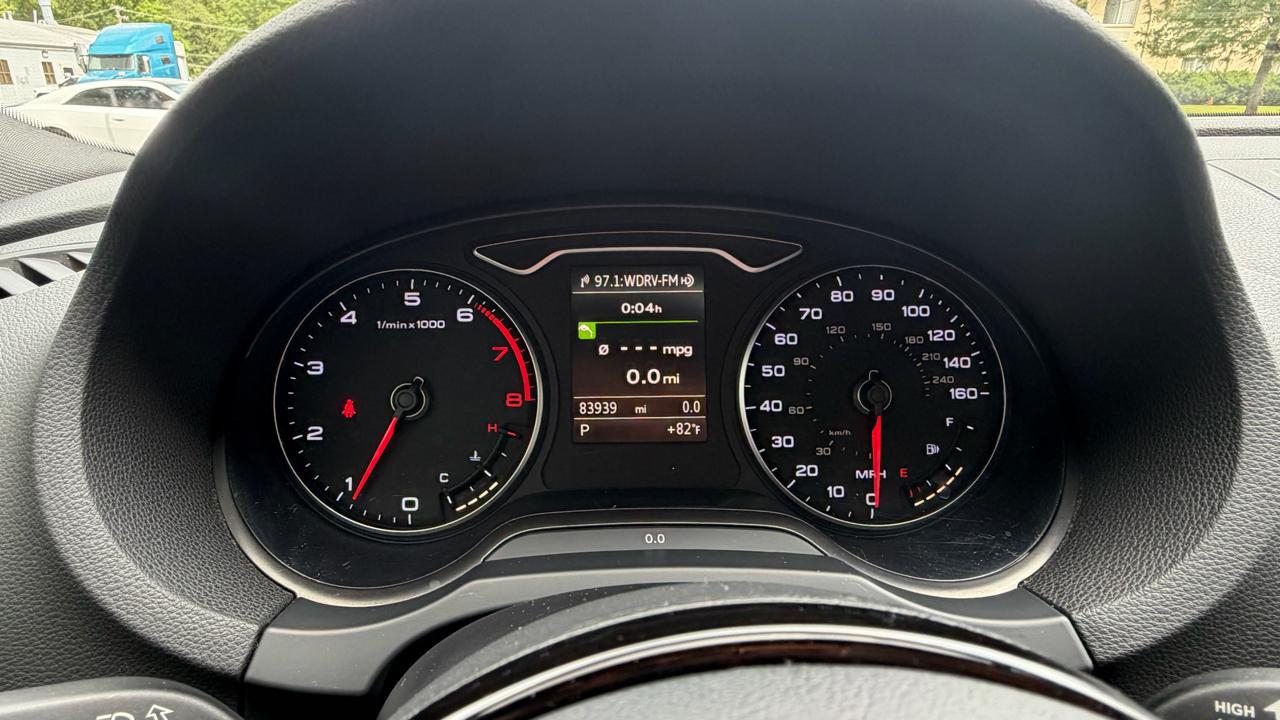 Audi A3 4dr Sdn quattro 2.0T Premium Plus 2015
