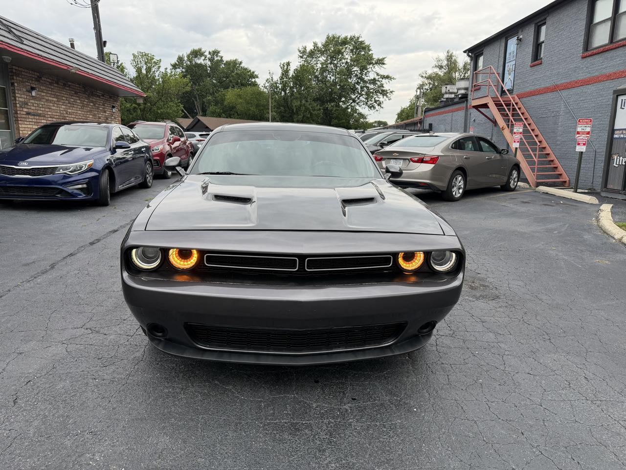 Dodge Challenger SXT RWD 2020