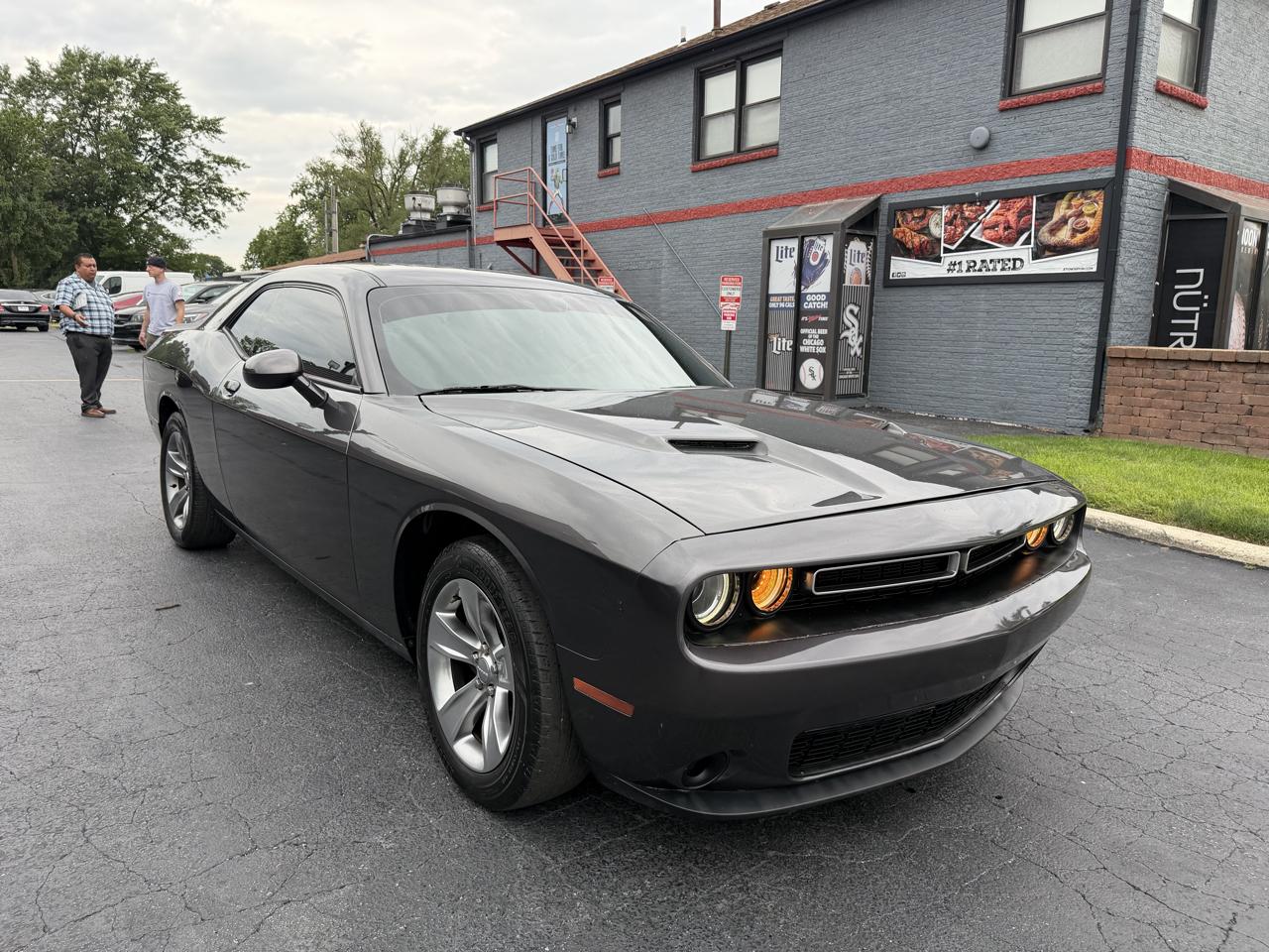 Dodge Challenger SXT RWD 2020