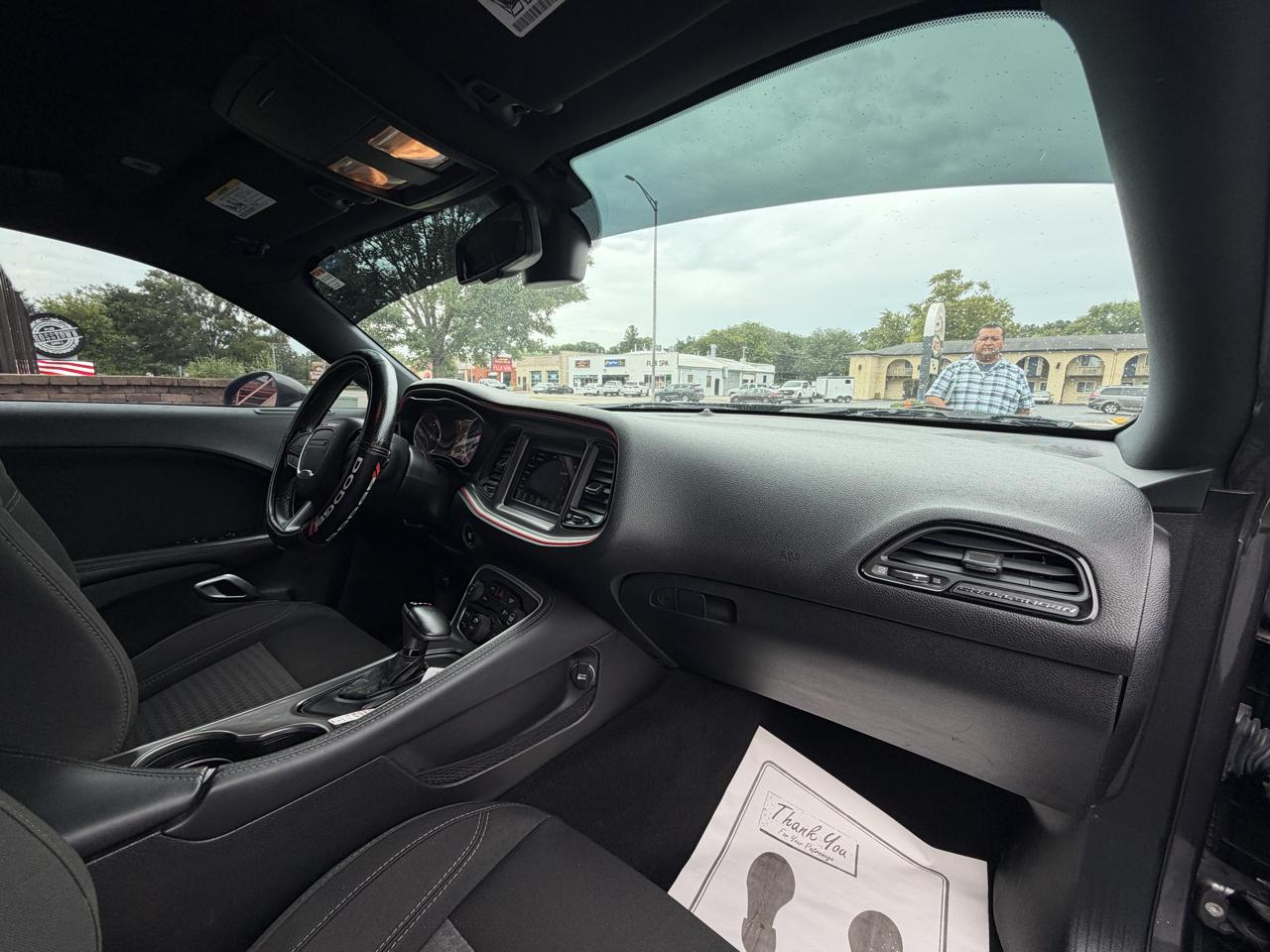 Dodge Challenger SXT RWD 2020