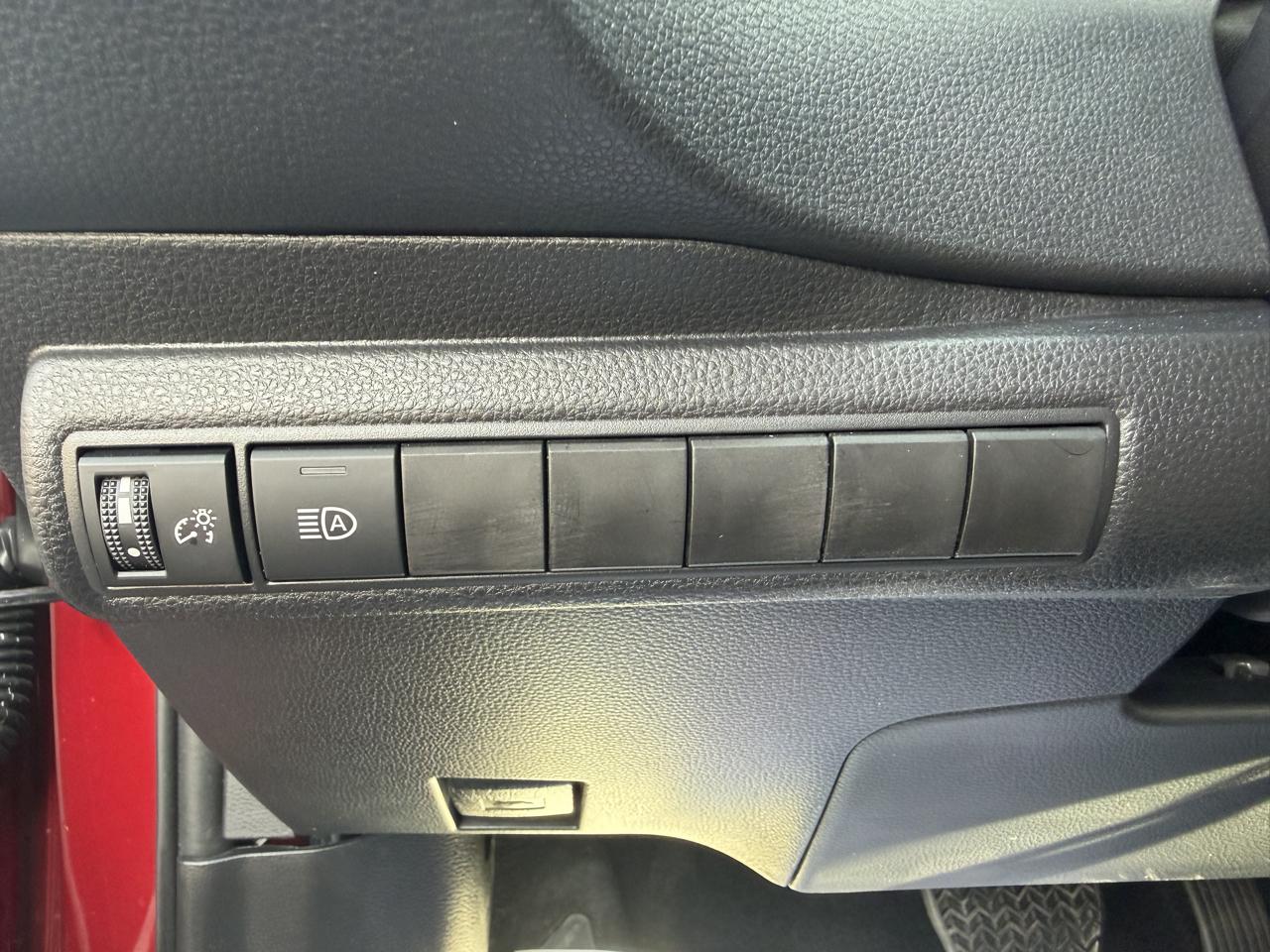 Toyota Corolla LE CVT (Natl) 2025