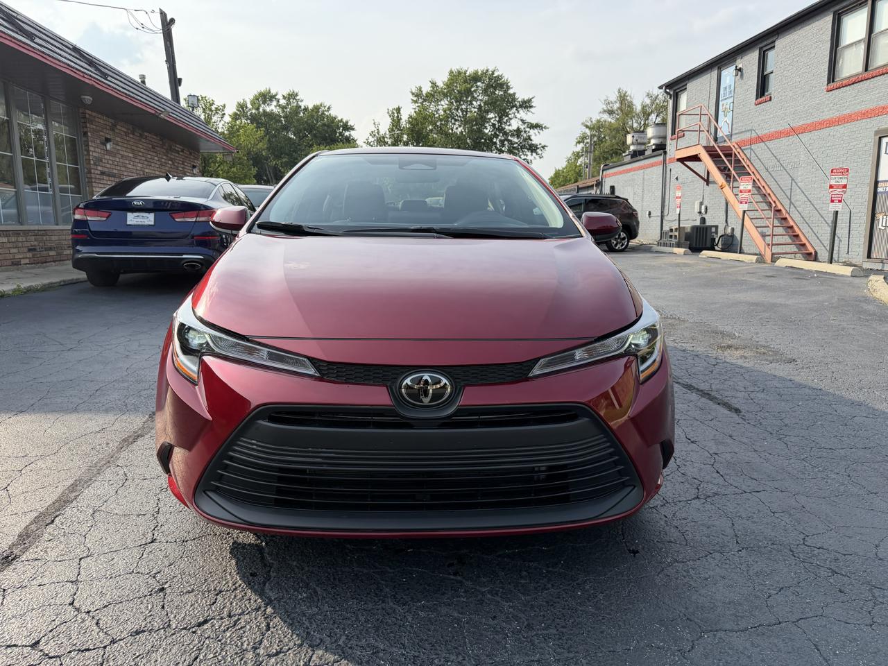 Toyota Corolla LE CVT (Natl) 2025