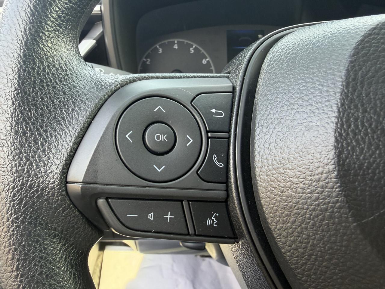 Toyota Corolla LE CVT (Natl) 2025