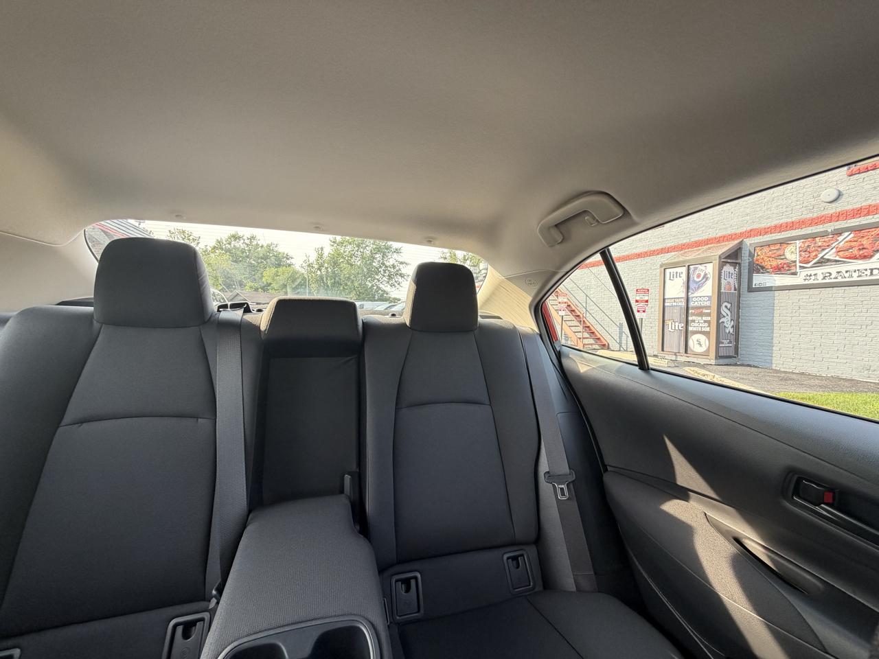 Toyota Corolla LE CVT (Natl) 2025