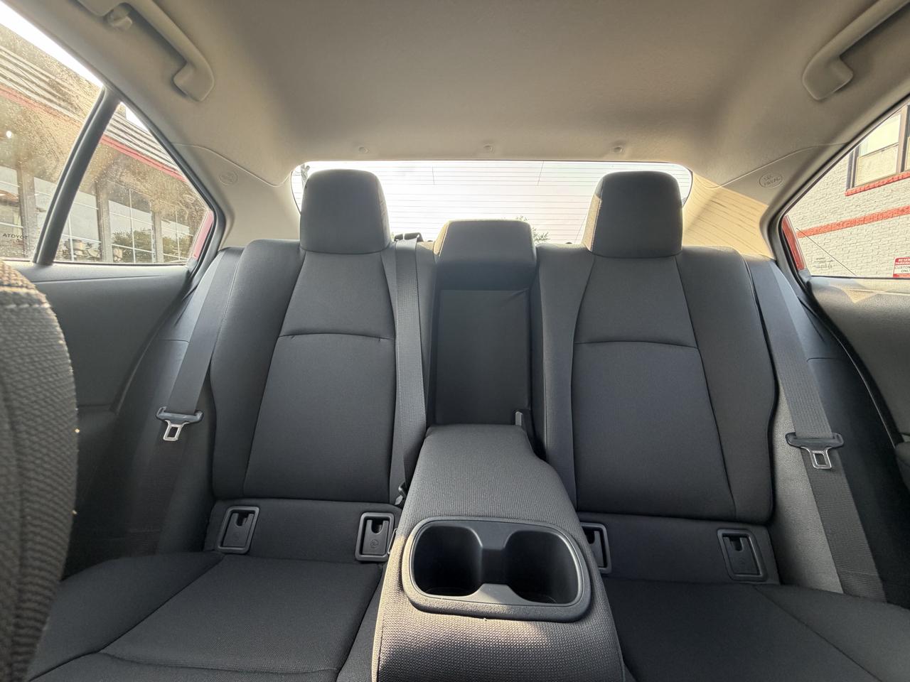 Toyota Corolla LE CVT (Natl) 2025