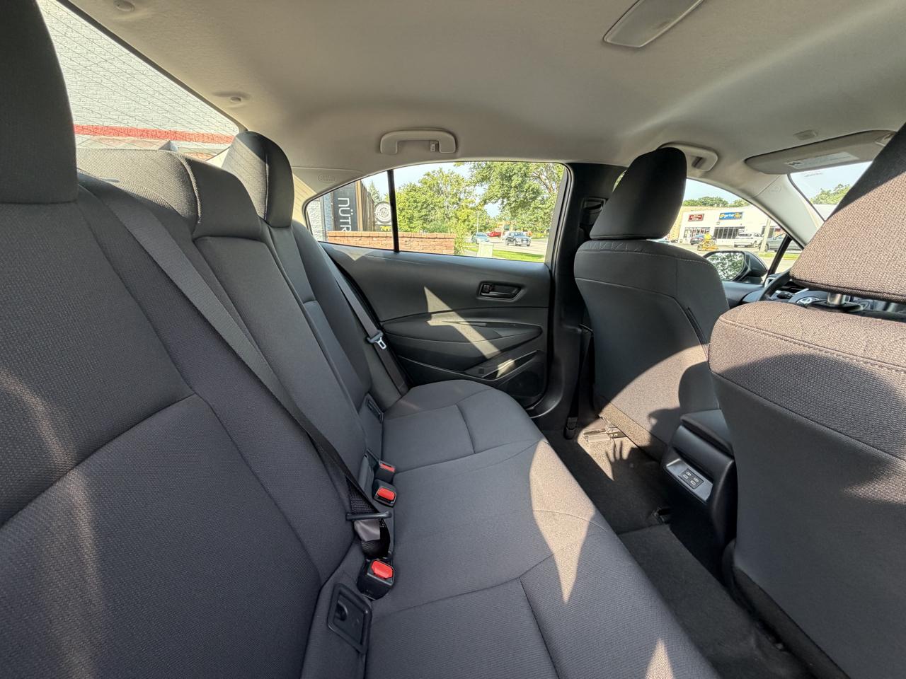 Toyota Corolla LE CVT (Natl) 2025