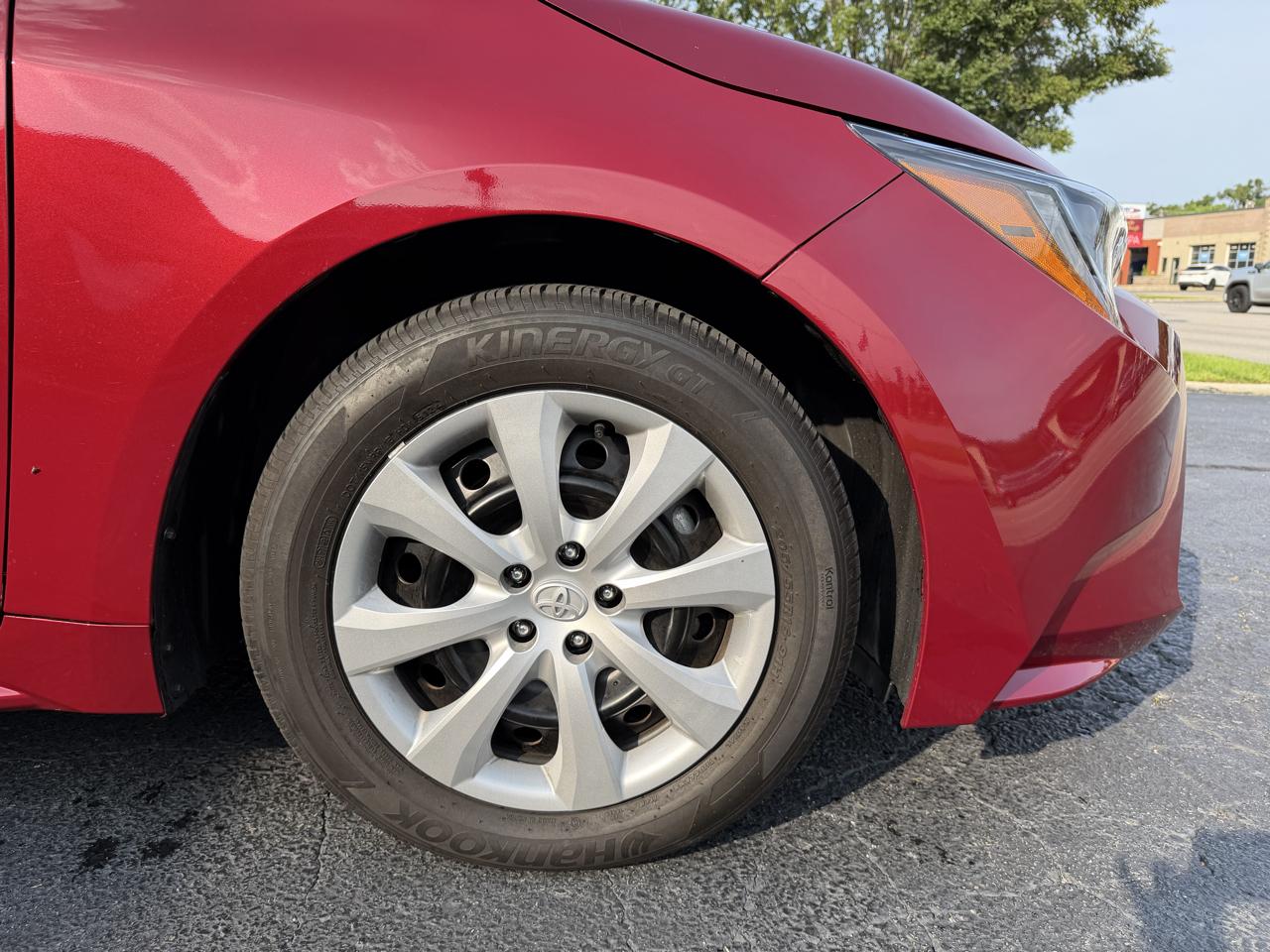Toyota Corolla LE CVT (Natl) 2025