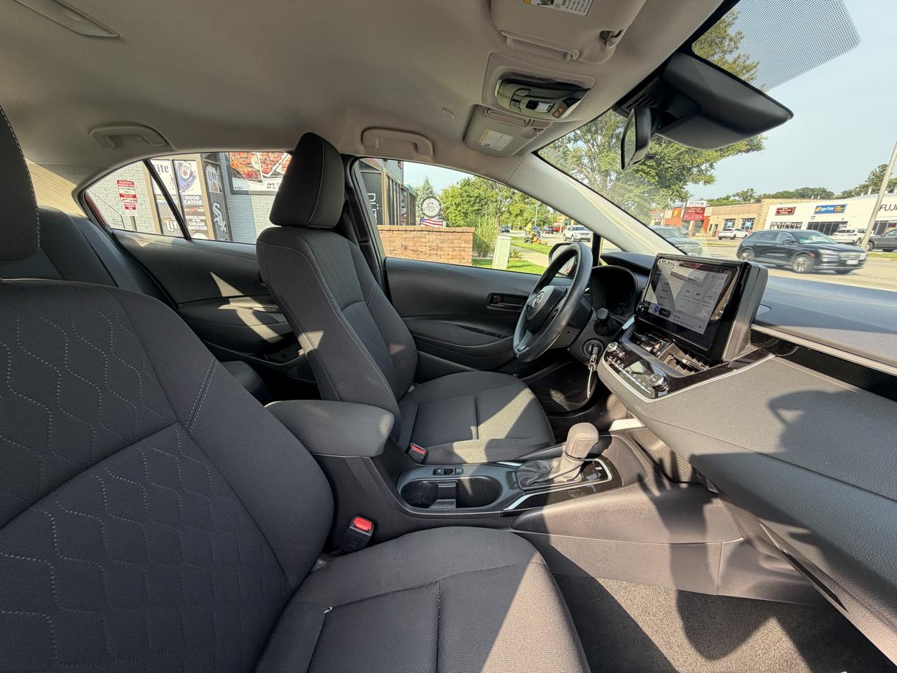 Toyota Corolla LE CVT (Natl) 2025