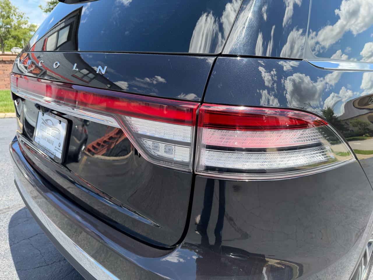 Lincoln Aviator Livery AWD 2023