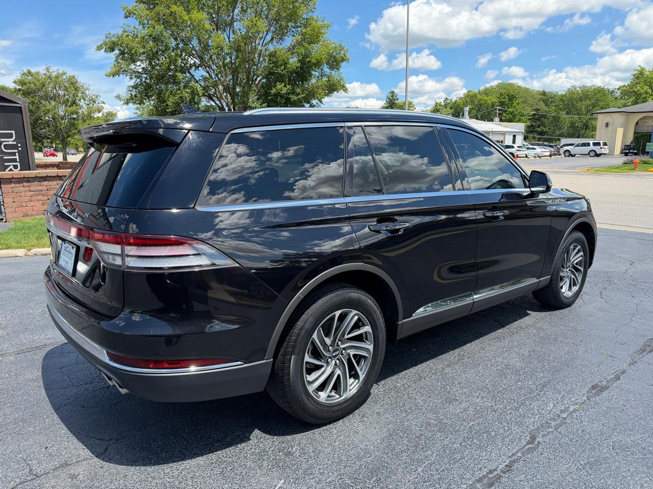 Lincoln Aviator Livery AWD 2023