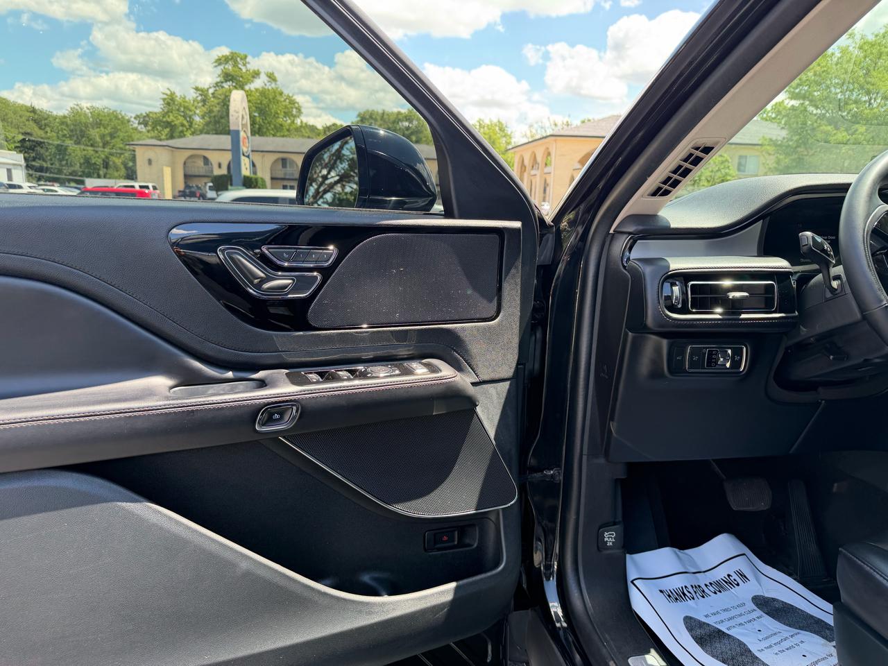Lincoln Aviator Livery AWD 2023