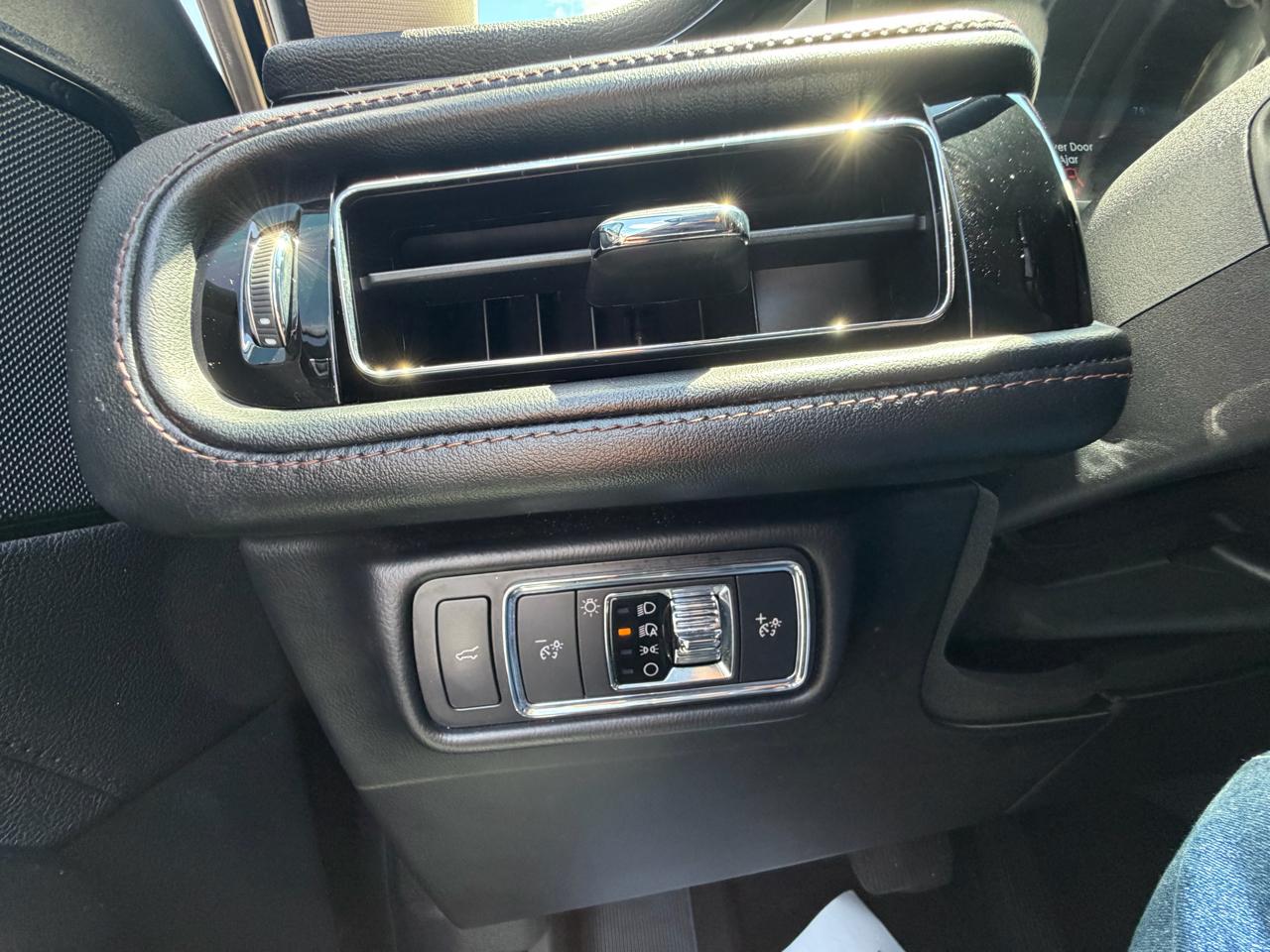 Lincoln Aviator Livery AWD 2023