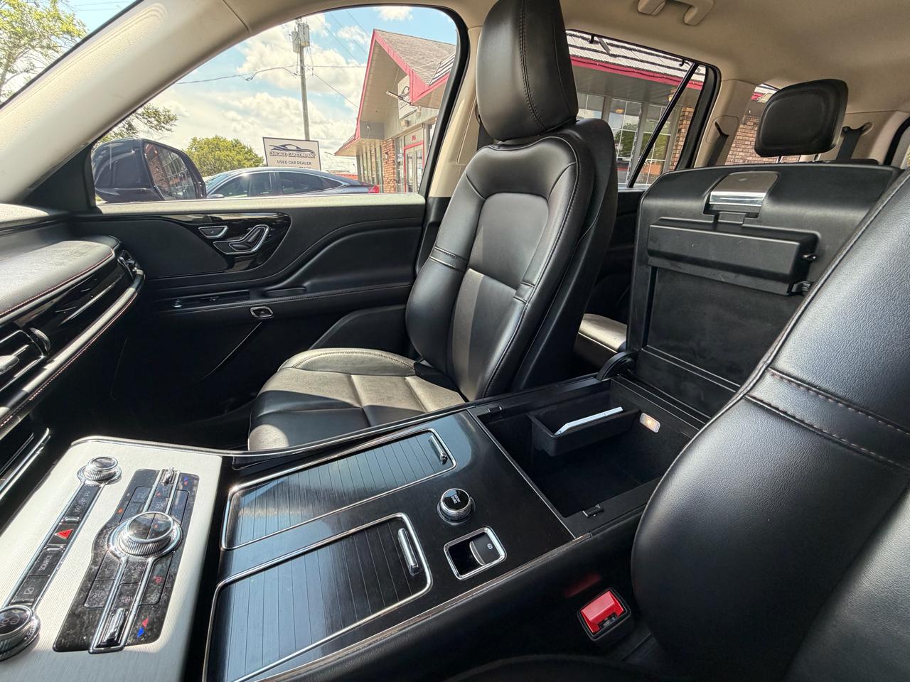 Lincoln Aviator Livery AWD 2023