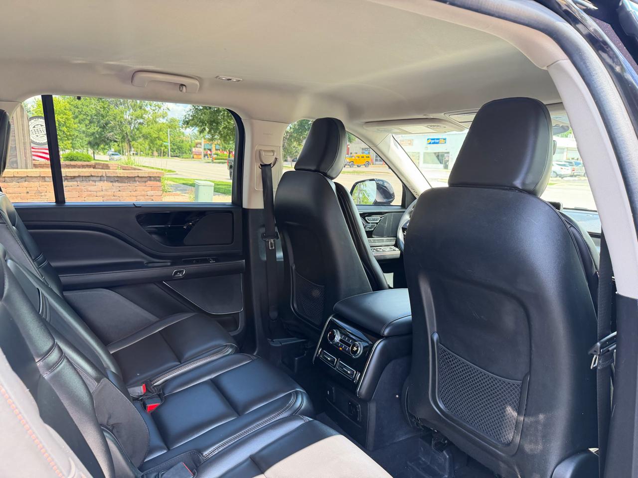Lincoln Aviator Livery AWD 2023
