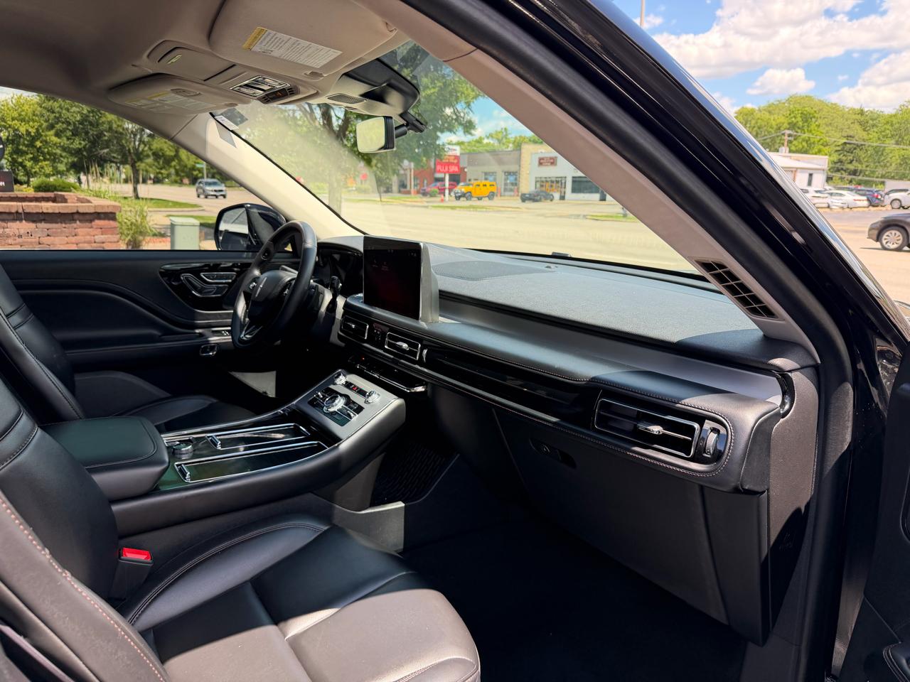 Lincoln Aviator Livery AWD 2023