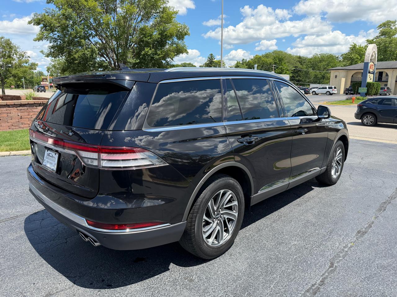 Lincoln Aviator Livery AWD 2023