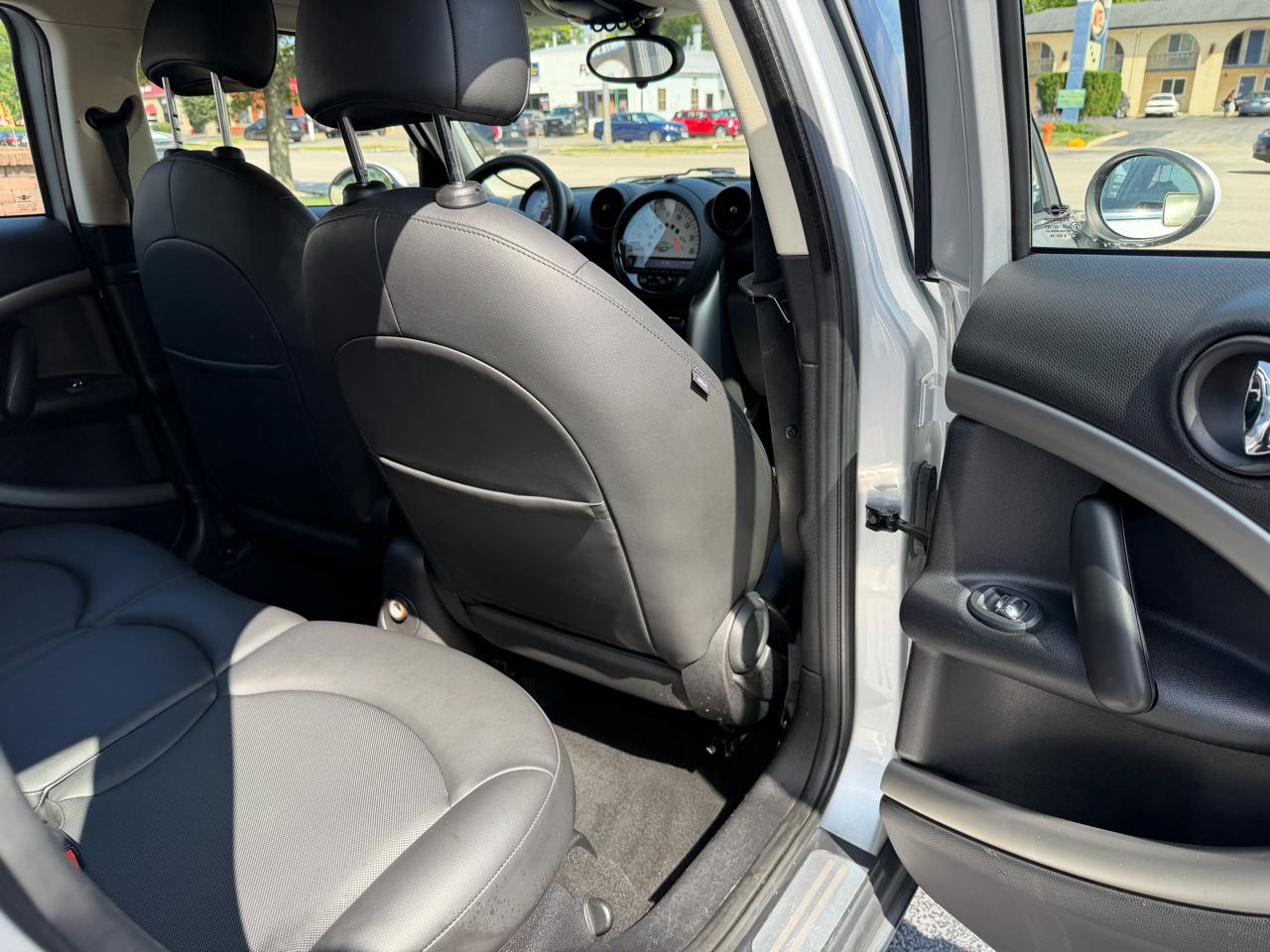 MINI Cooper Countryman FWD 4dr 2013