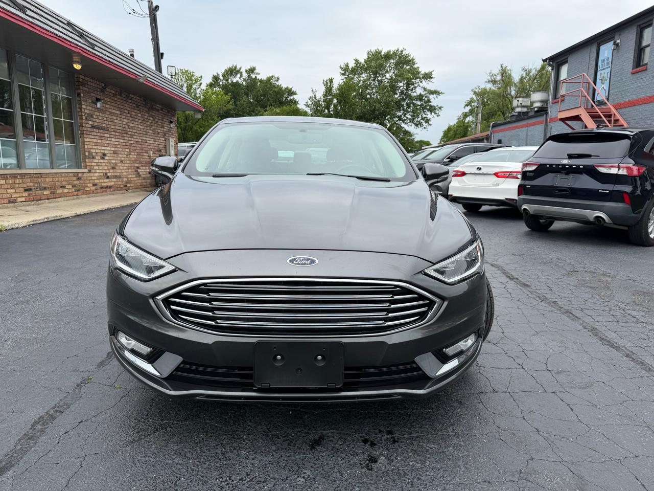 Ford Fusion SE FWD 2017