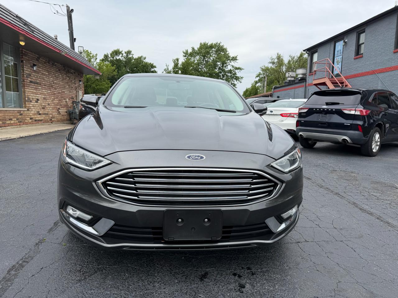 Ford Fusion SE FWD 2017
