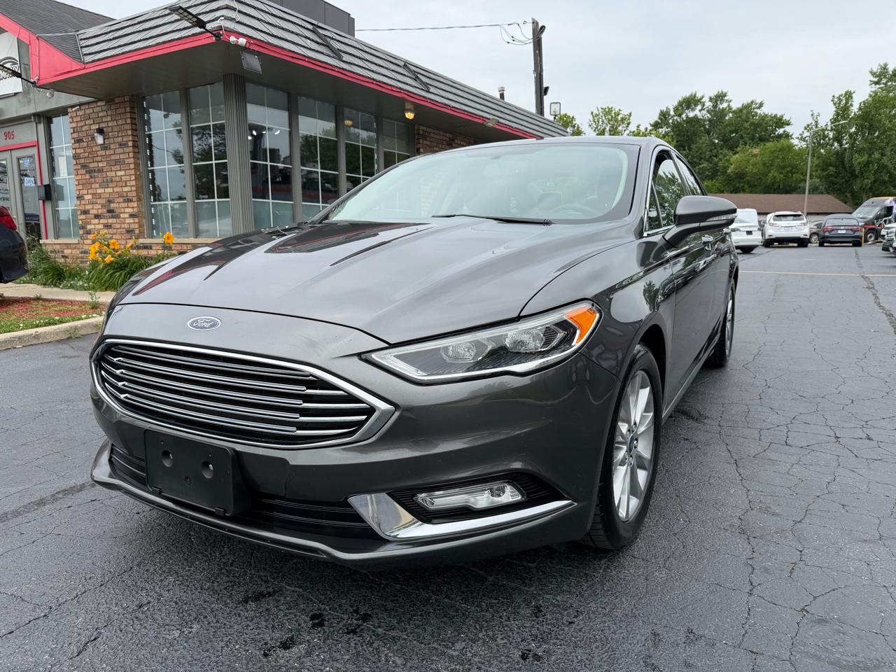 Ford Fusion SE FWD 2017