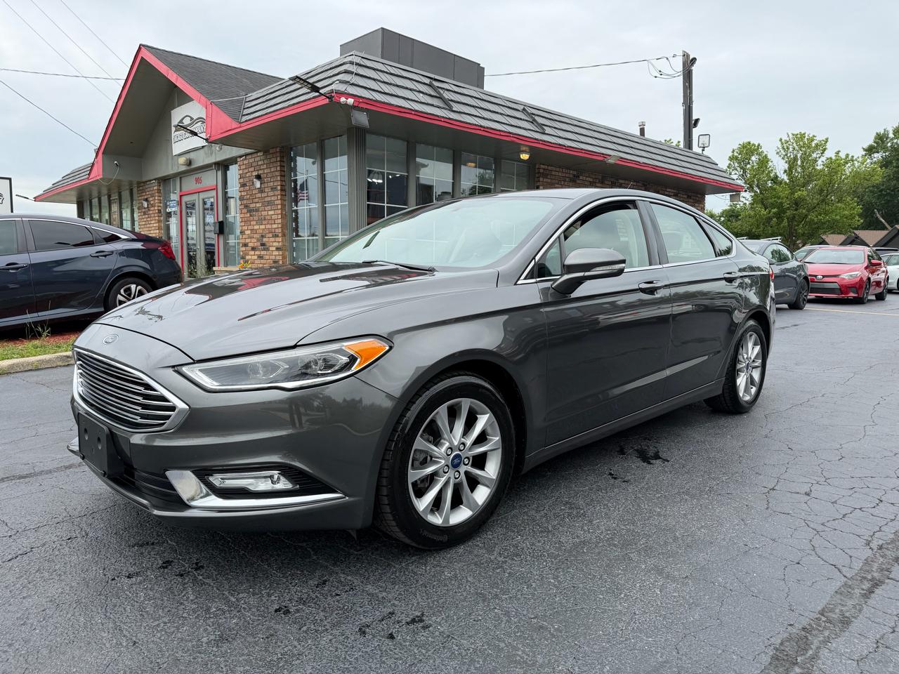 Ford Fusion SE FWD 2017
