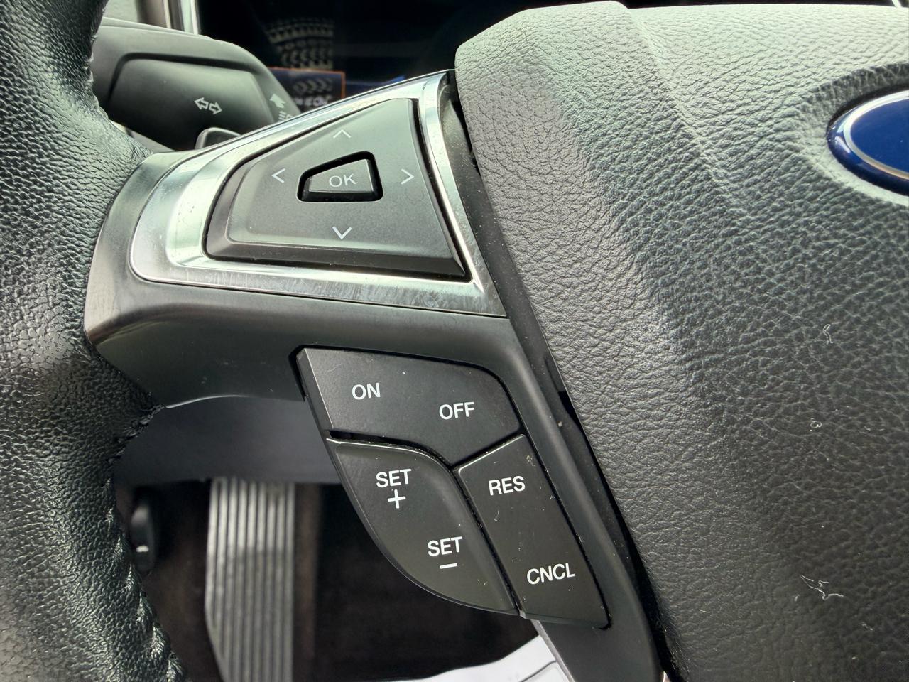 Ford Fusion SE FWD 2017