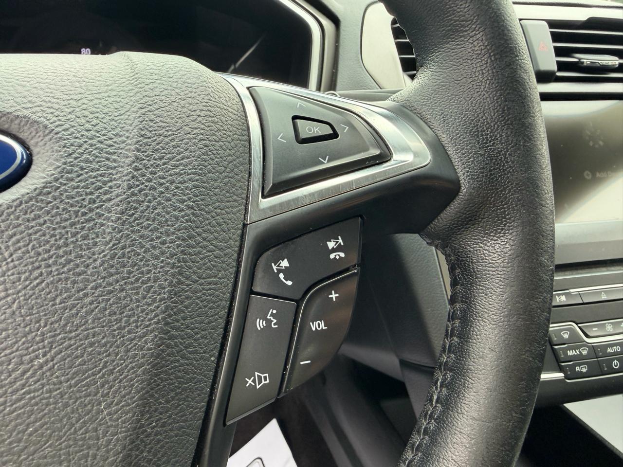 Ford Fusion SE FWD 2017