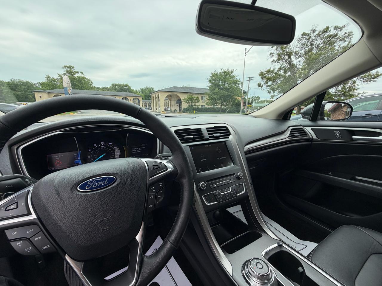 Ford Fusion SE FWD 2017